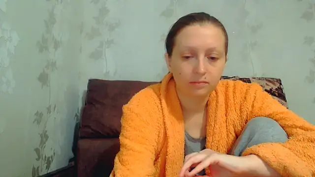 CrystallAngel online show from 01-11-26, 04:34