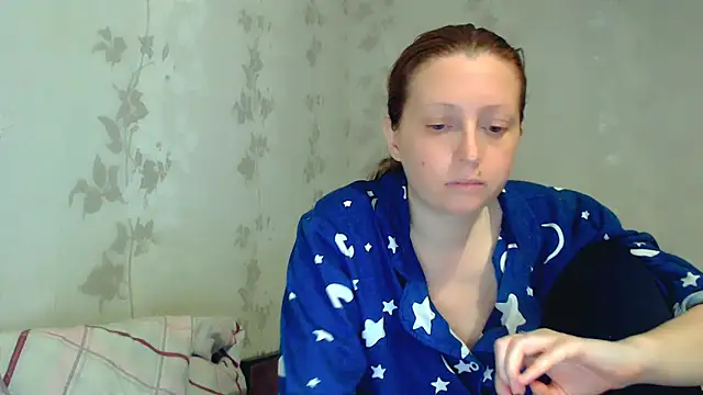 CrystallAngel online show from 04-01-26, 04:48