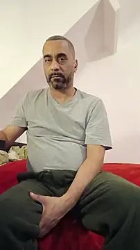 Snapshot of masterskorp chatting on 02-17-26, 08:37 masterskorp online show from 02-17-26, 08:37