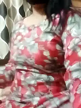 Snapshot of ritu7755 chatting on 02-19-26, 04:36 ritu7755 online show from 02-19-26, 04:36