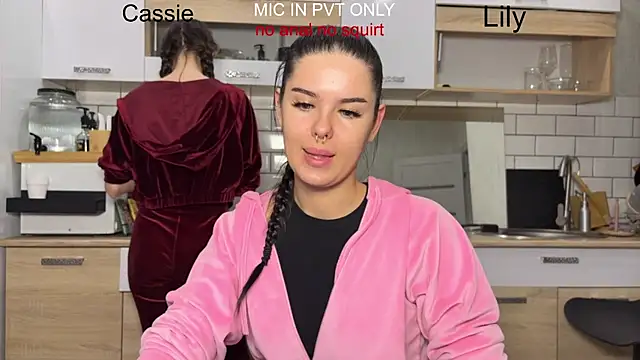 girls secrets online show from 01-13-26, 06:46