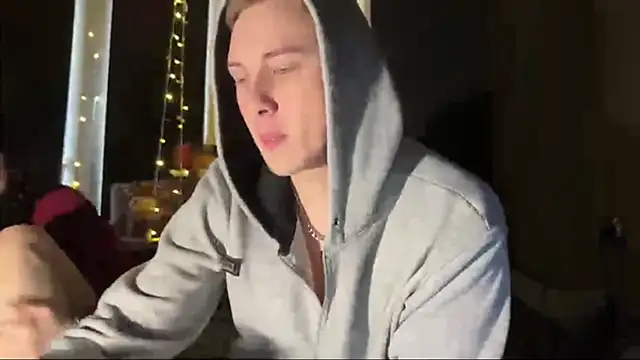 love4couple online show from 04-17-26, 06:49