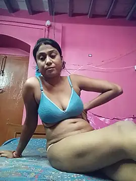 Hooghlypinkivabi online show from 06-18-26, 02:54