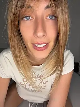SugarLily24 online show from 07-21-26, 04:20