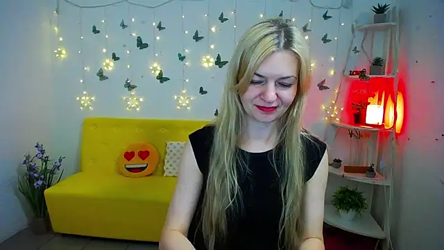 Snapshot of MelissaTyler chatting on 04-24-26, 11:23 MelissaTyler online show from 04-24-26, 11:23