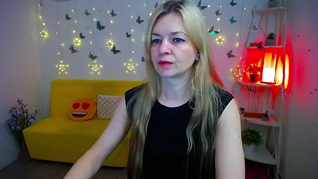Snapshot of MelissaTyler chatting on 05-02-26, 05:12 MelissaTyler online show from 05-02-26, 05:12