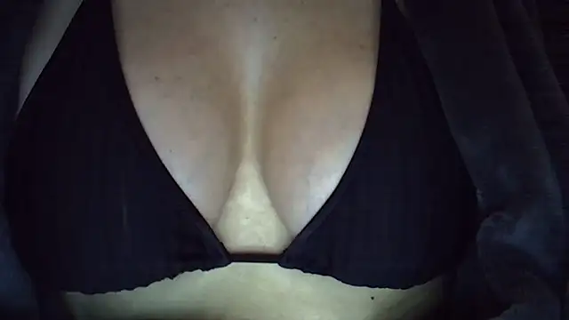 Snapshot of sexymilena9 chatting on 02-05-26, 08:46 sexymilena9 online show from 02-05-26, 08:46