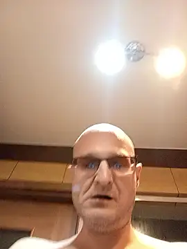 Snapshot of Marichka-YurCash chatting on 01-07-26, 11:40 Marichka-YurCash online show from 01-07-26, 11:40