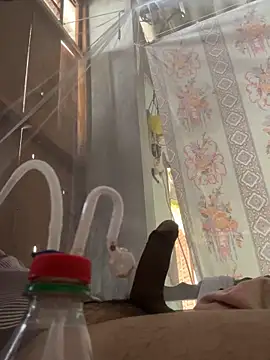 Snapshot of Centdam2k3 chatting on 01-07-26, 06:49 Centdam2k3 online show from 01-07-26, 06:49