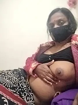 Snapshot of Hot_Sweety02 chatting on 01-15-26, 10:46 Hot Sweety02 online show from 01-15-26, 10:46