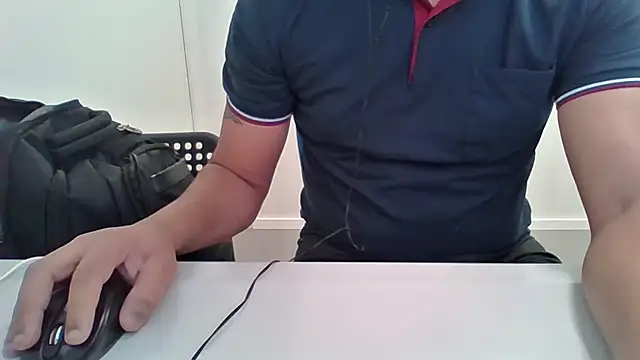 Snapshot of Moreno_Casado_Safado chatting on 03-13-26, 11:28 Moreno Casado Safado online show from 03-13-26, 11:28