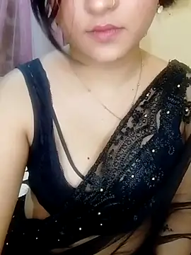 Saumyy online show from 04-18-26, 07:58