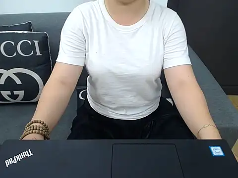 Coffee Milktea online show from 05-16-26, 10:36