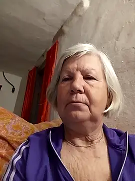 KlaudiaDarling online show from 04-03-26, 11:14