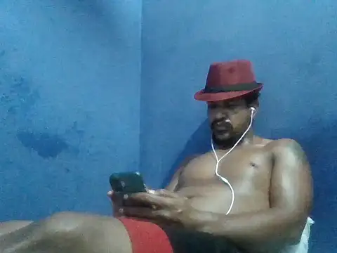 Snapshot of bigdick211292 chatting on 02-17-26, 06:10 bigdick211292 online show from 02-17-26, 06:10