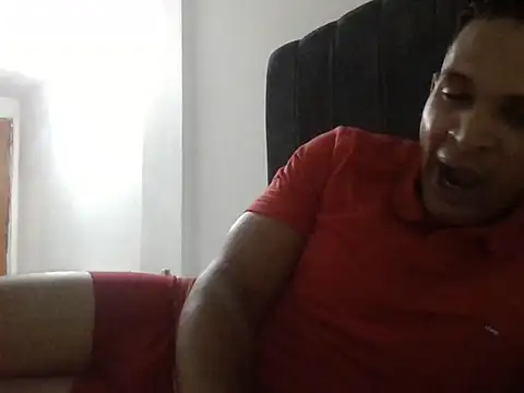 Snapshot of bigdick211292 chatting on 03-18-26, 11:57 bigdick211292 online show from 03-18-26, 11:57