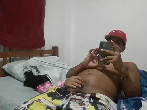 Snapshot of bigdick211292 chatting on 05-11-26, 06:38 bigdick211292 online show from 05-11-26, 06:38