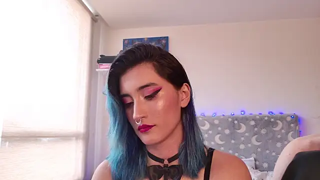 LunaisBack online show from 04-19-26, 09:50