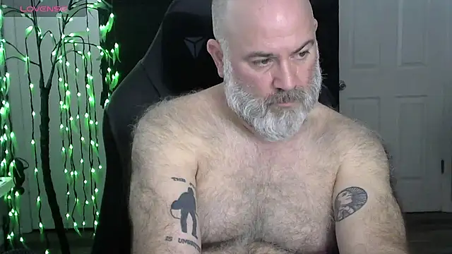 XJJ77x online show from 02-20-26, 05:46