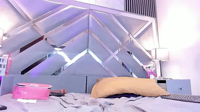 melody  sweet  online show from 03-15-26, 08:20