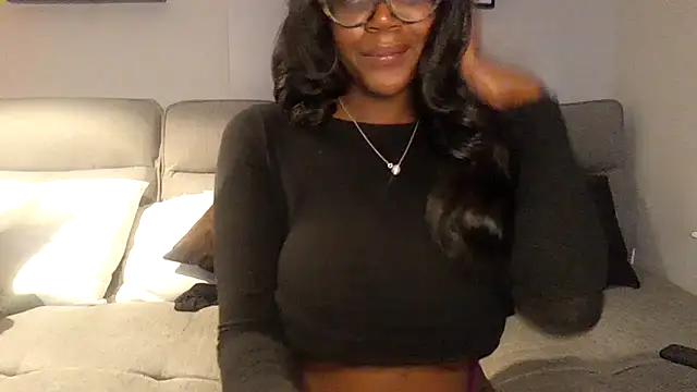 Snapshot of taliablackrose chatting on 03-17-26, 02:05 taliablackrose online show from 03-17-26, 02:05