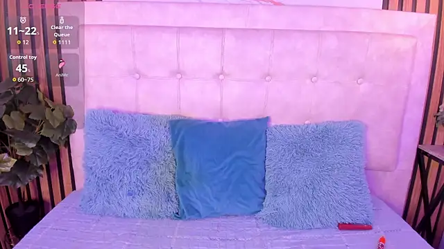 Snapshot of Silver_Breeze chatting on 02-07-26, 03:10 Silver Breeze online show from 02-07-26, 03:10