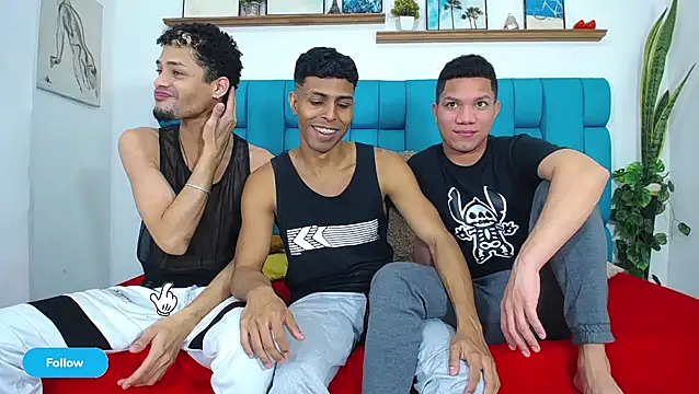 Interracial Snow Bunny online show from 04-16-26, 09:39