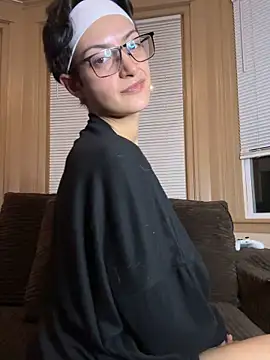 FaiiryArii online show from 03-11-26, 05:35