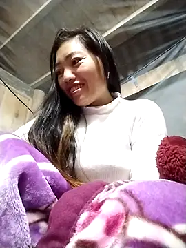 Snapshot of Lovephay8x chatting on 01-11-26, 01:10 Lovephay8x online show from 01-11-26, 01:10