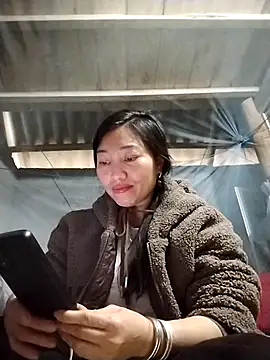 Snapshot of Lovephay8x chatting on 02-10-26, 02:15 Lovephay8x online show from 02-10-26, 02:15