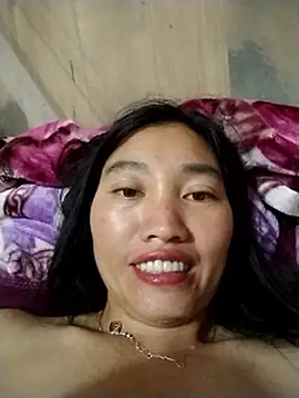Snapshot of Lovephay8x chatting on 06-05-26, 11:43 Lovephay8x online show from 06-05-26, 11:43