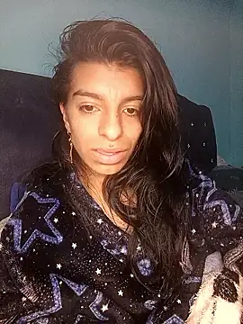 Snapshot of Alma_Kieran chatting on 01-16-26, 11:47 Alma Kieran online show from 01-16-26, 11:47