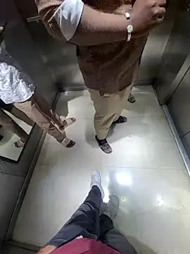 jerryrooh69 online show from 04-15-26, 07:26