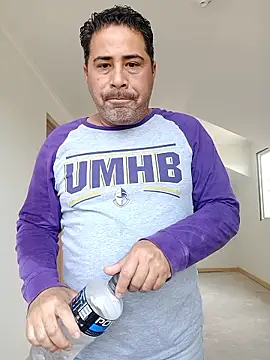 Snapshot of Piscis46 chatting on 01-08-26, 05:37 Piscis46 online show from 01-08-26, 05:37