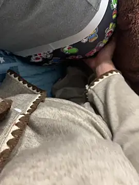 Snapshot of duyenem2k chatting on 03-08-26, 12:42 duyenem2k online show from 03-08-26, 12:42