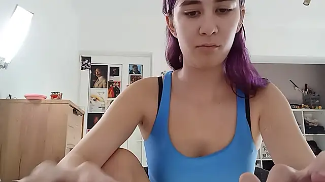 StephanieBugtong online show from 01-09-26, 12:30