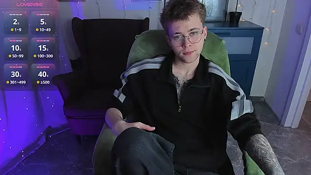 Tomas Norton online show from 06-18-26, 08:24