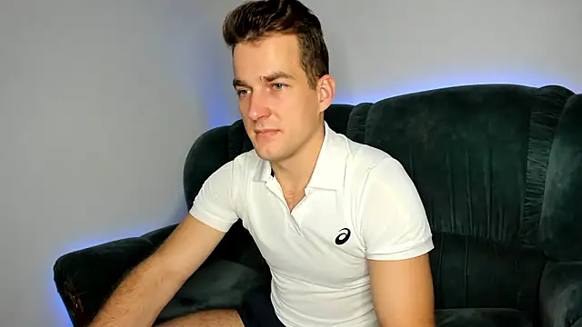 OskarGradient online show from 01-10-26, 06:48