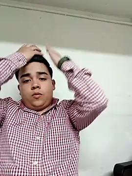 Snapshot of Yosoyelmismo-6737 chatting on 02-01-26, 10:30 Yosoyelmismo-6737 online show from 02-01-26, 10:30