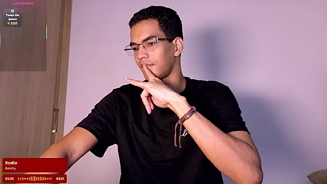 Snapshot of Pikashu7u7 chatting on 01-10-26, 06:42 Pikashu7u7 online show from 01-10-26, 06:42