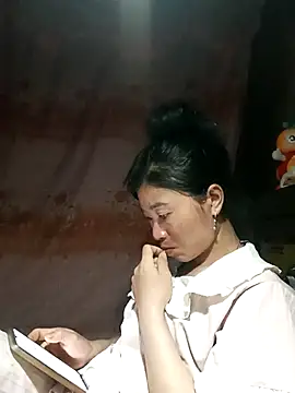 Snapshot of Hiniyk2 chatting on 04-23-26, 01:46 Hiniyk2 online show from 04-23-26, 01:46