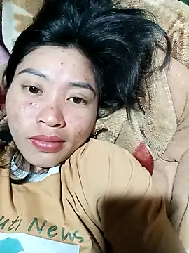 Snapshot of Hiniyk2 chatting on 04-26-26, 01:53 Hiniyk2 online show from 04-26-26, 01:53