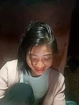 Snapshot of Hiniyk2 chatting on 05-06-26, 02:11 Hiniyk2 online show from 05-06-26, 02:11