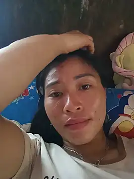 Snapshot of Hiniyk2 chatting on 07-17-26, 03:35 Hiniyk2 online show from 07-17-26, 03:35