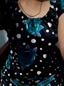 Snapshot of ramya_sri chatting on 03-08-26, 01:36 ramya sri online show from 03-08-26, 01:36