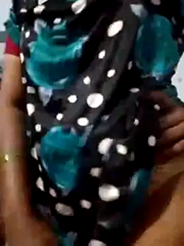 Snapshot of ramya_sri chatting on 03-08-26, 02:04 ramya sri online show from 03-08-26, 02:04