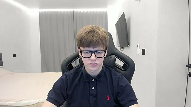 bonekoambalabu online show from 04-29-26, 04:11