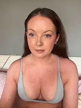 Nova-Vixen online show from 04-06-26, 09:43