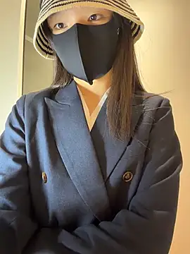 ZJbaby online show from 05-25-26, 02:23