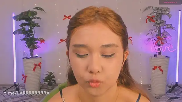 larabae online show from 04-18-26, 08:42